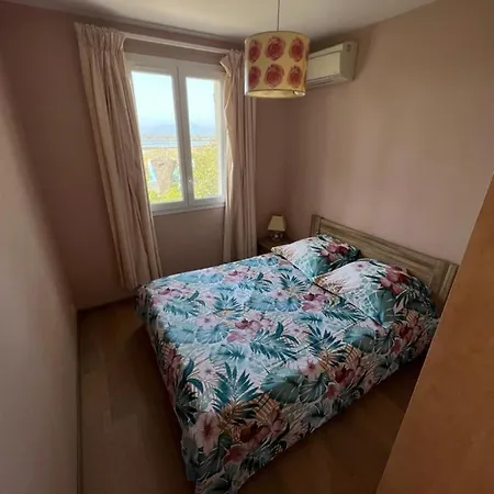 Апартаменты T2 Villa 100 Metres Plage De La Capte